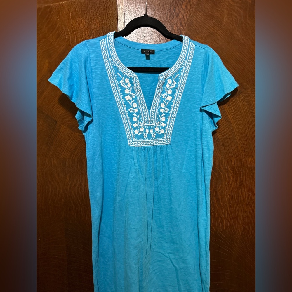 Talbots aqua teal Blue Embroidered T-shirt dress size small